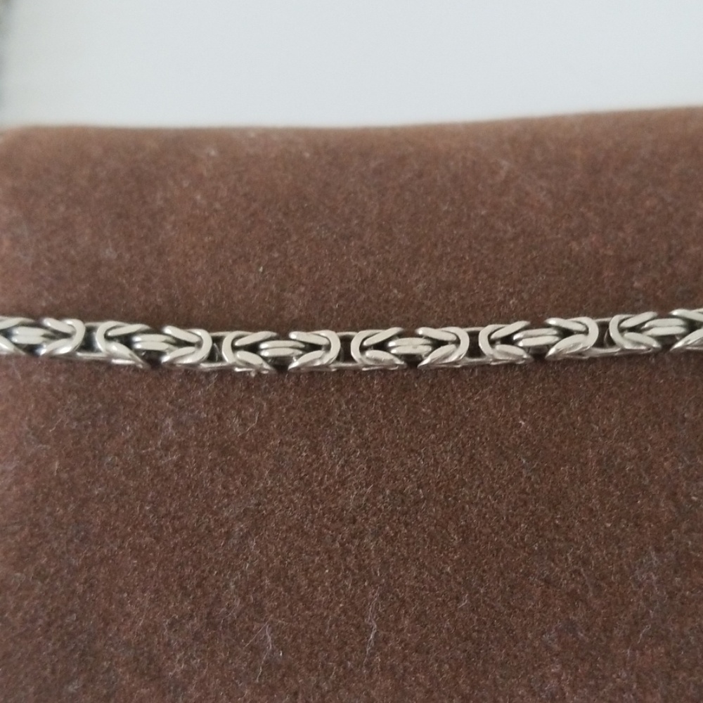 Silver necklace - Picture 2 of 3
